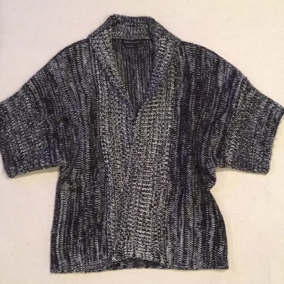 ❤️3/$25❤️ BCBG | EUC Shawl Collar Cardigan M - Picture 2 of 8